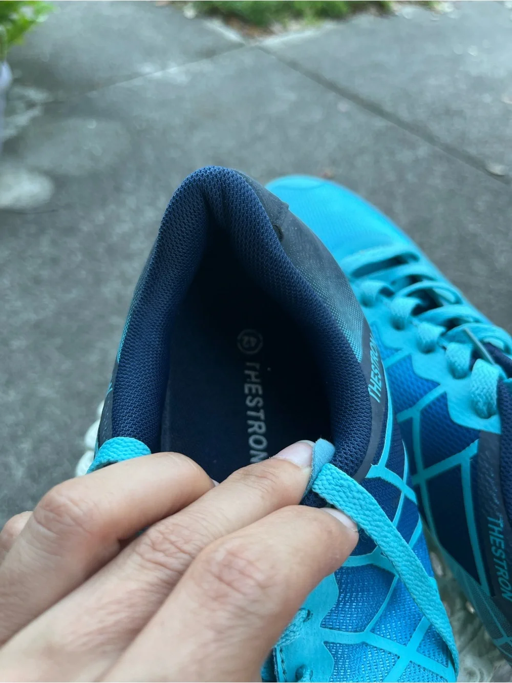 THESTRON Professional Spikes Track & Field Shoes Running Sneakers 42 = 10